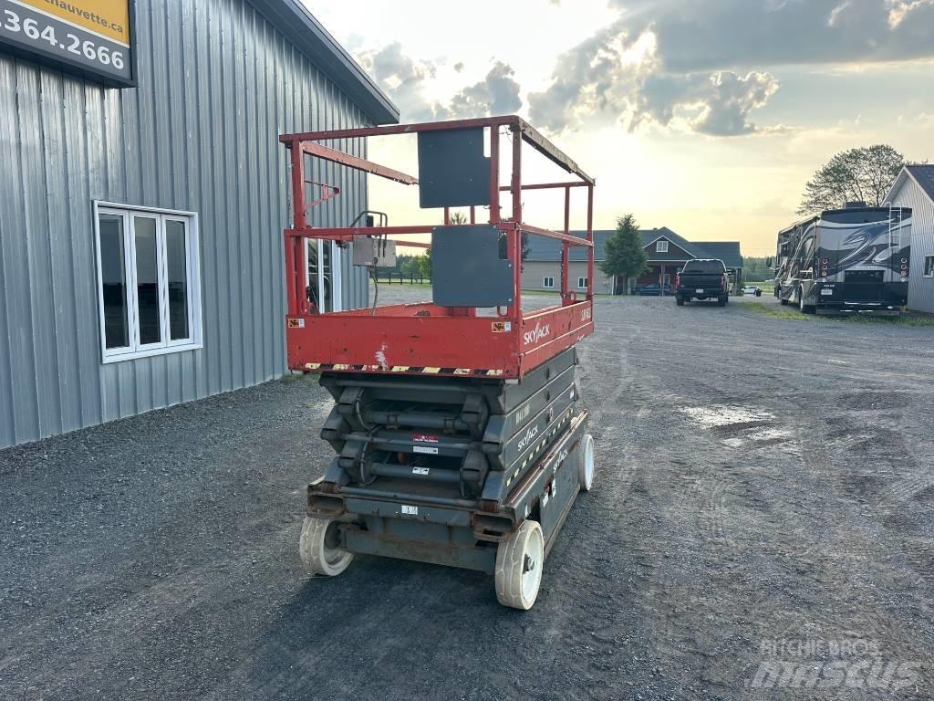 SkyJack SJ 4632 Škarjaste dvižne ploščadi