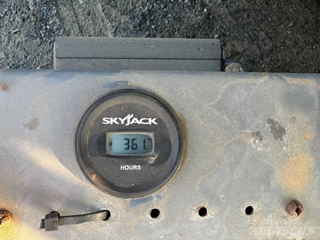 SkyJack SJ 4632 Škarjaste dvižne ploščadi