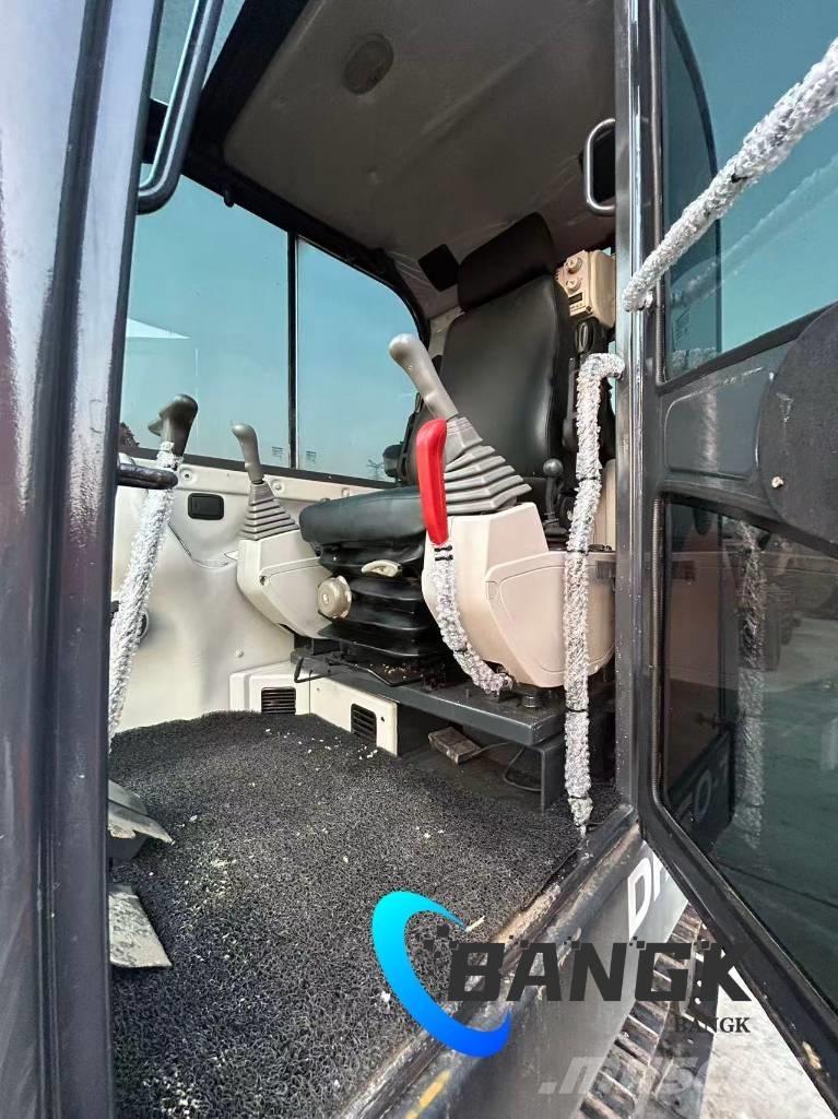 Kubota DH60-7-201 Bagri goseničarji