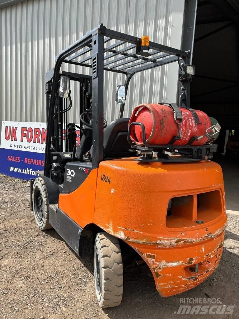 Doosan G 30 E-5 Plinski viličarji