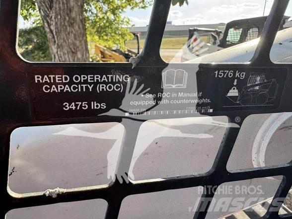 Bobcat T770 Skid steer mini nakladalci