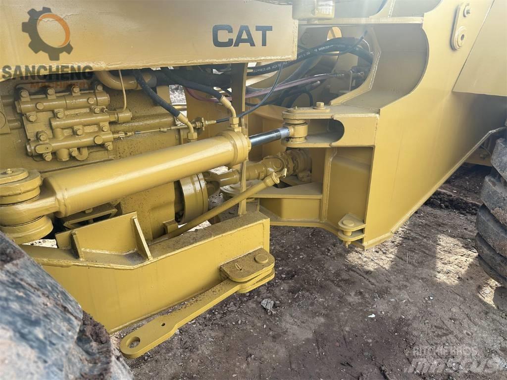 CAT 966 F Kolesni nakladalci