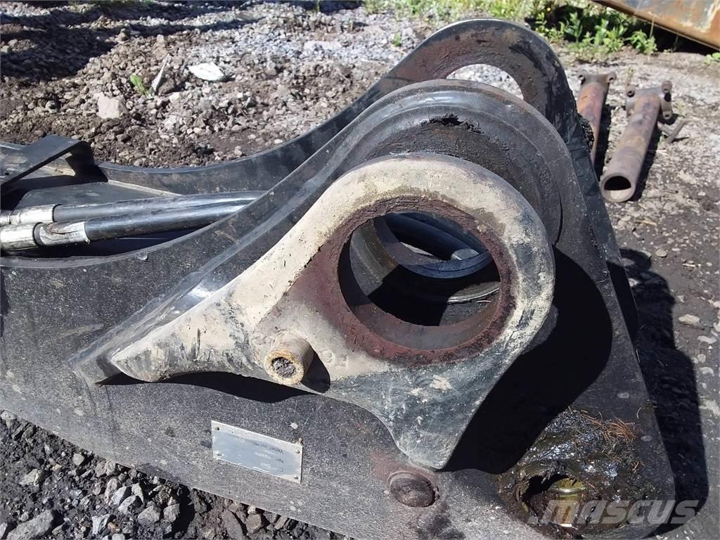 John Deere Ch786 Dvigala za gozdne kombajne