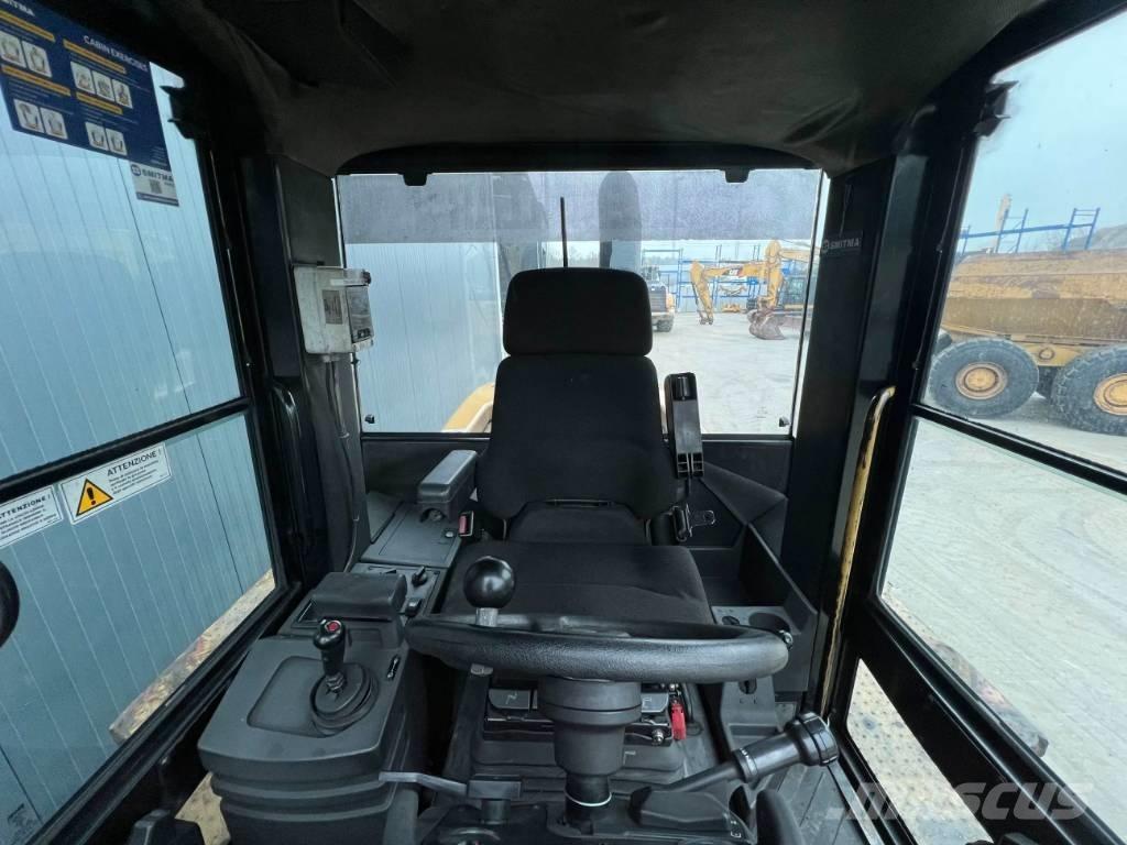 CAT 938G Kolesni nakladalci