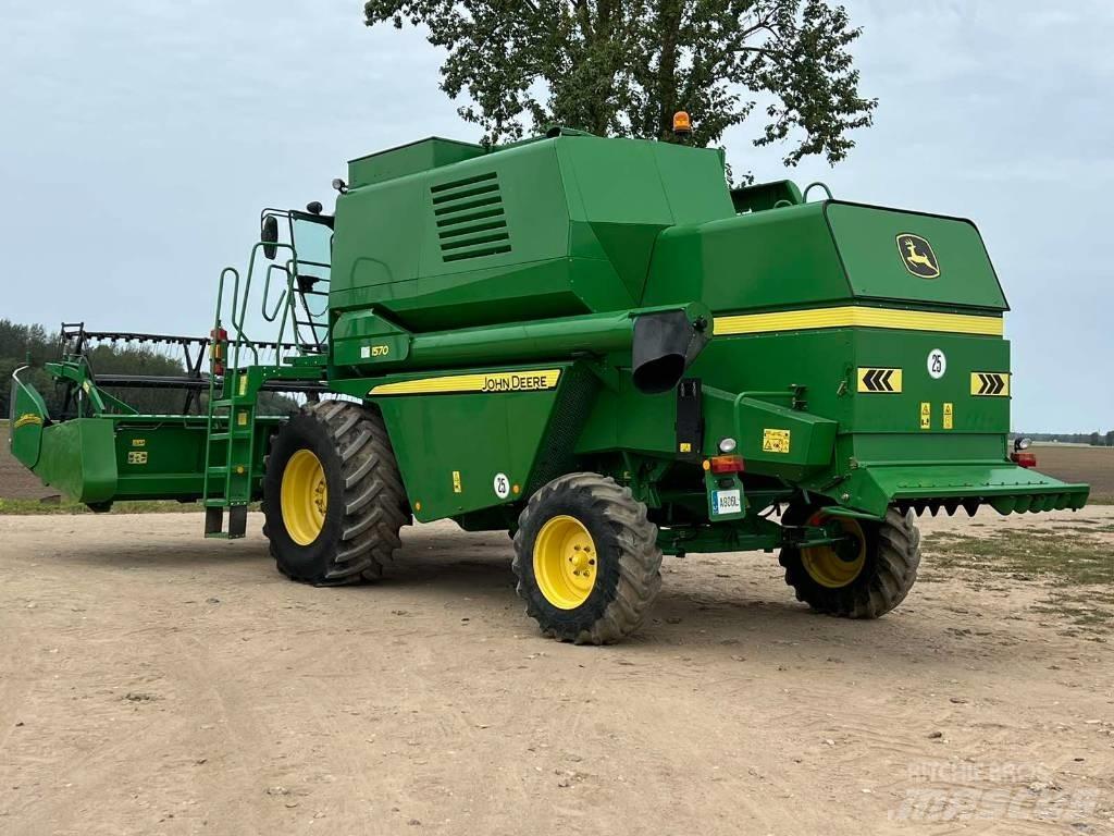 John Deere 1570 Kombajni