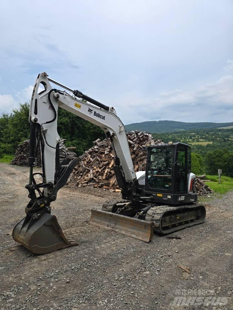 Bobcat E85 Bagri goseničarji