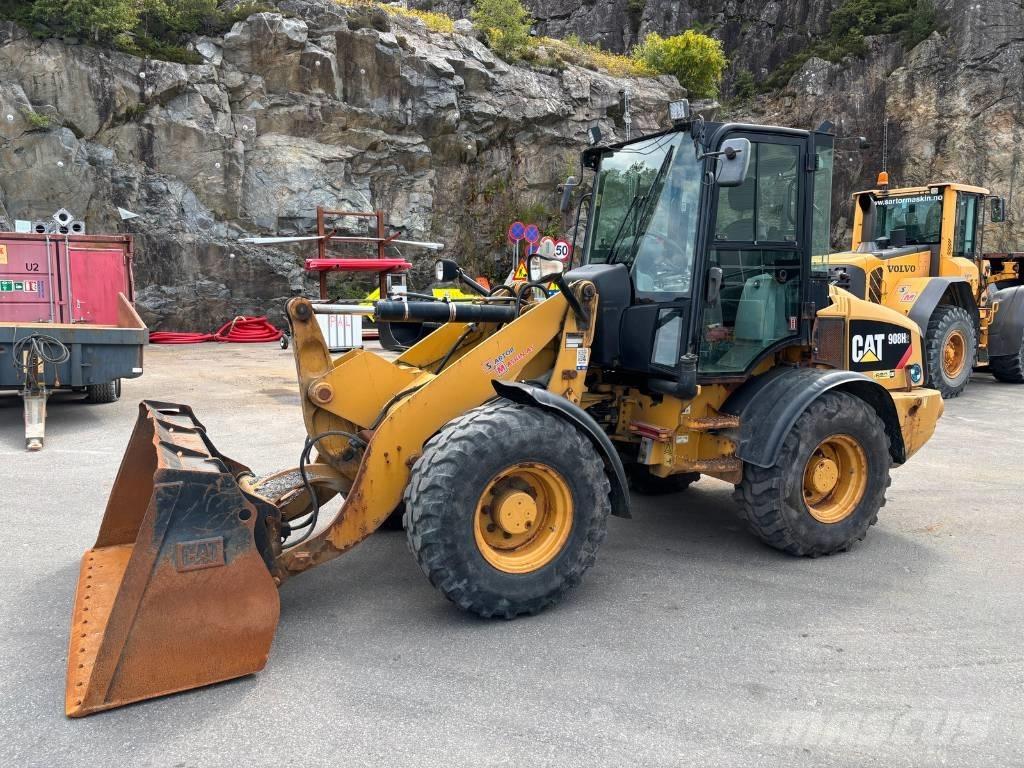 CAT 908 H 2 Kolesni nakladalci