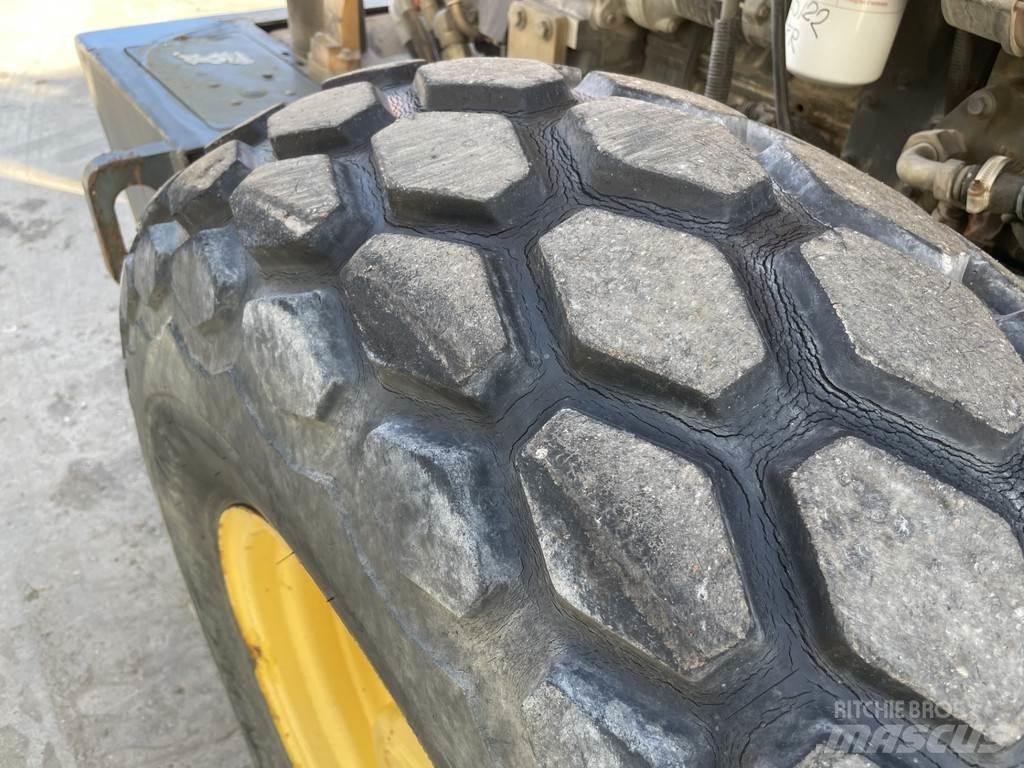 Bomag BW 177 DH-3 Enojni valjarji