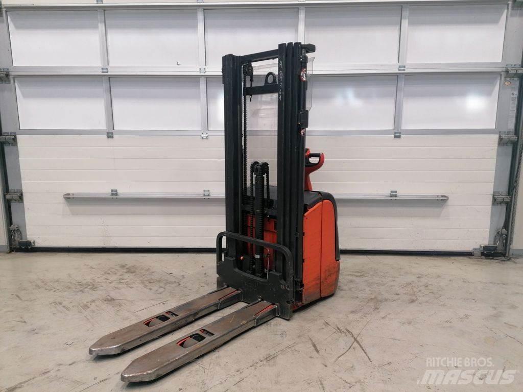 Linde L14 Ročni električni viličar