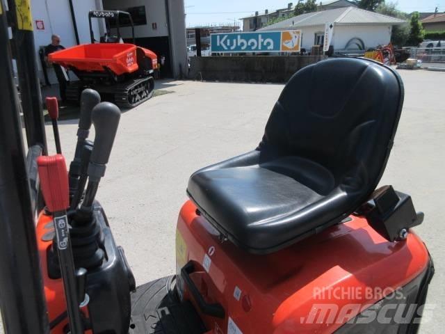 Kubota K008-5 Mini bagri <7t