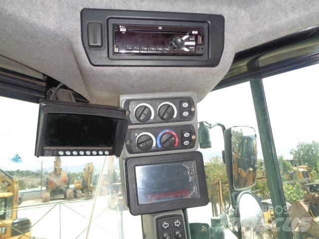 CAT 950M HL Kolesni nakladalci