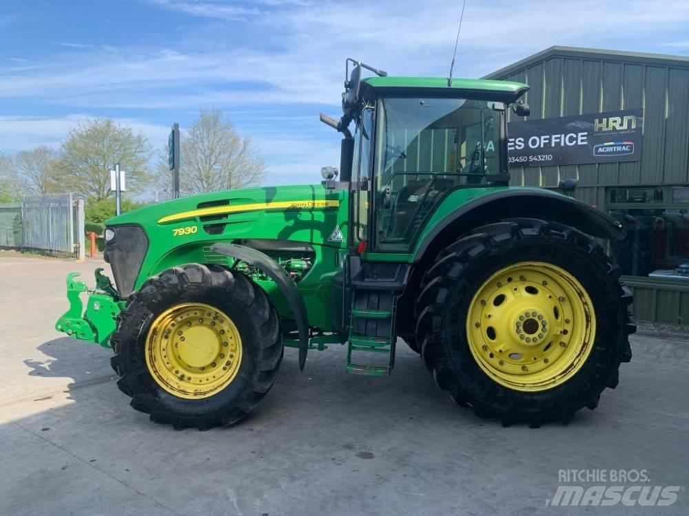 John Deere 7930 Traktorji