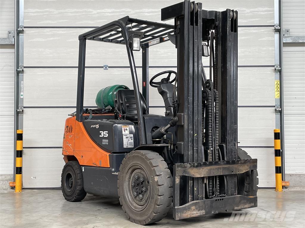 Doosan G35C-5 Plinski viličarji