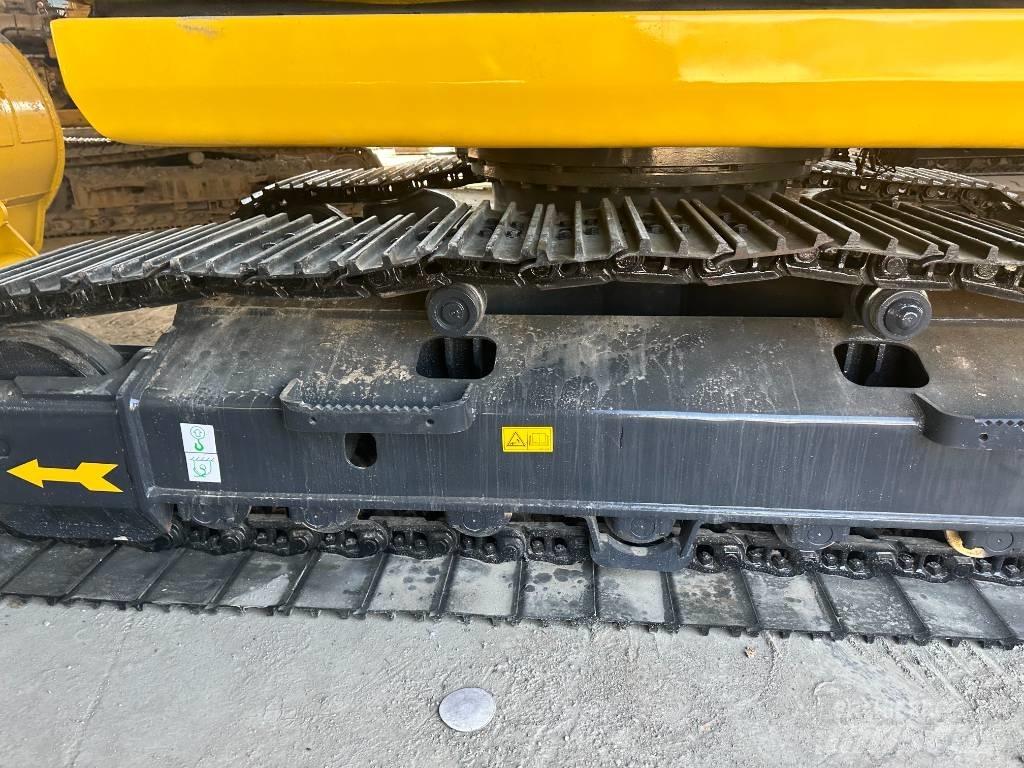 Komatsu PC 200-8 Midi bagri 7t – 12t