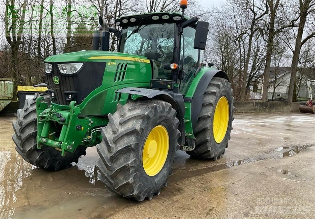 John Deere 6215R Traktorji