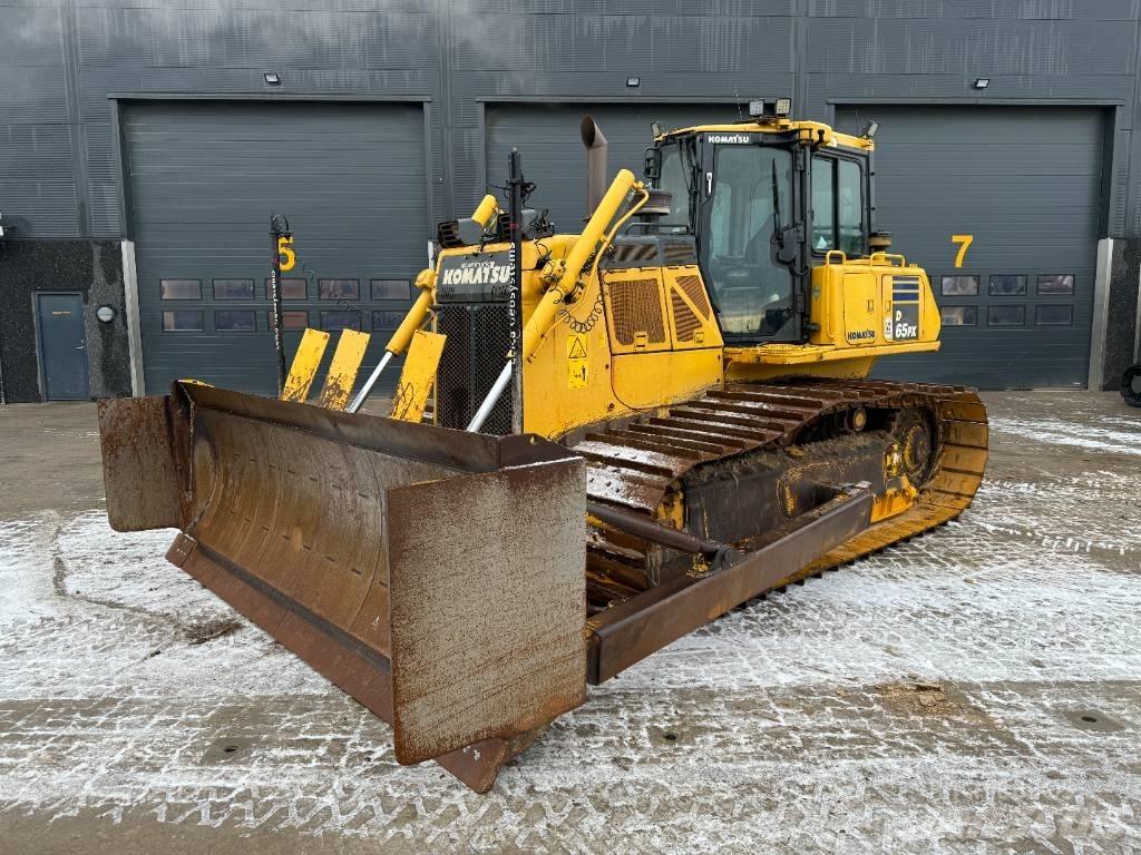 Komatsu D65PX-18 Buldožerji goseničarji