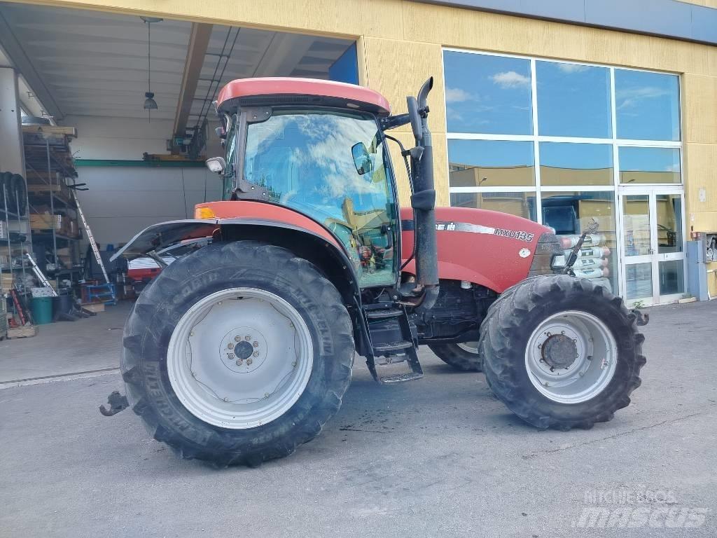 CASE MXU135 Traktorji