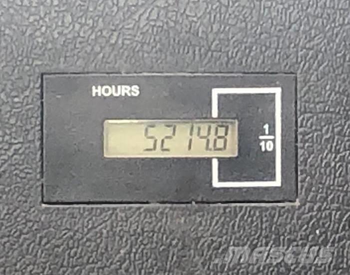Hyundai HW140 Bagri na kolesih