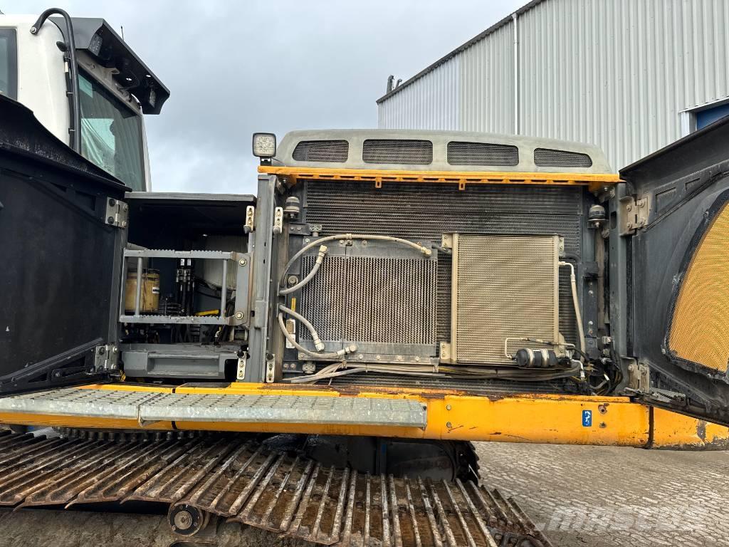 Liebherr R 946 Bagri goseničarji