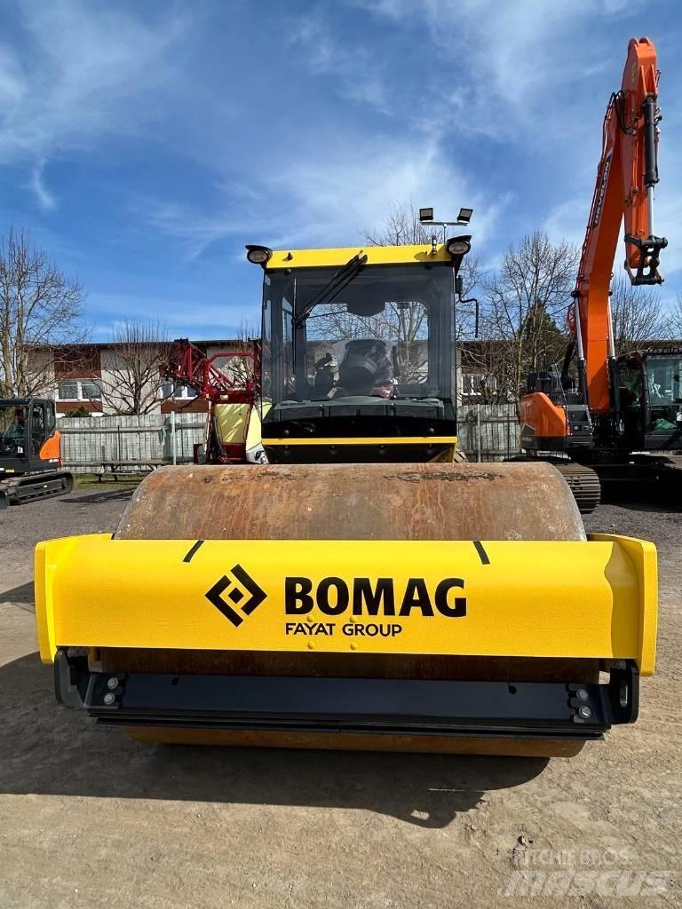 Bomag BW 211 D5 Kompaktorji tal