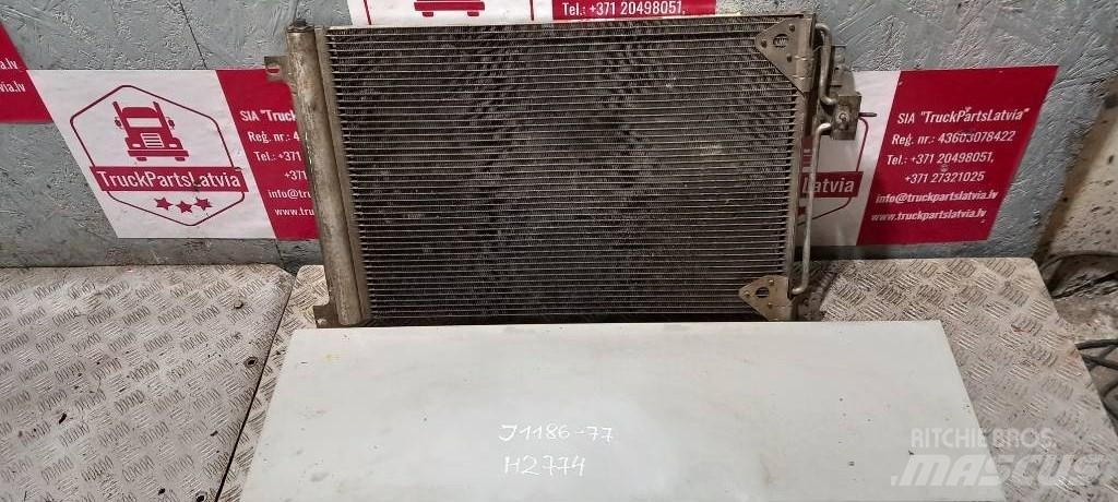 Iveco Starlis.     H2774 Radiatorji