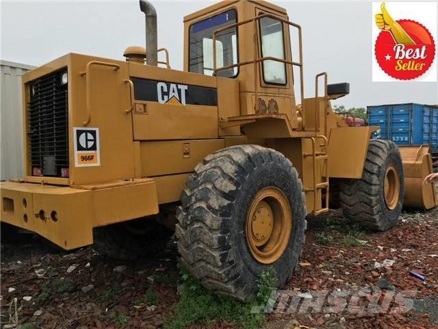 CAT 966 F Kolesni nakladalci