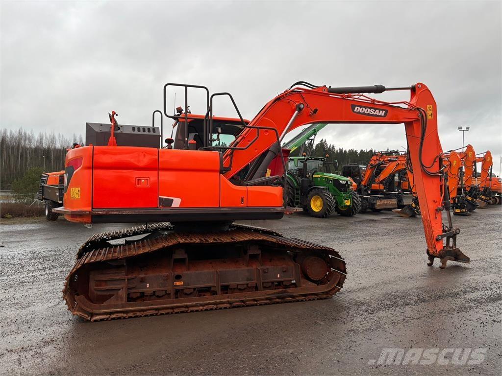 Doosan DX160LC-5 Bagri goseničarji