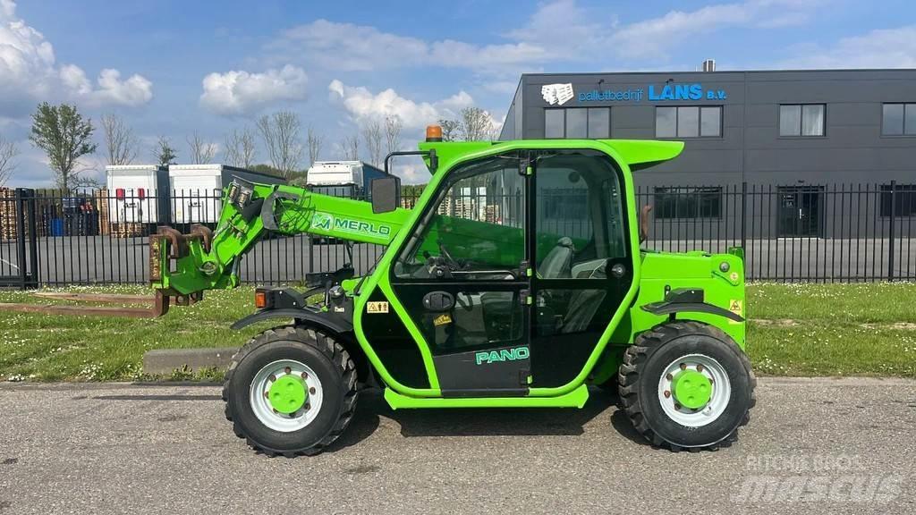 Merlo P25.6 Kmetijski teleskopski nakladalci