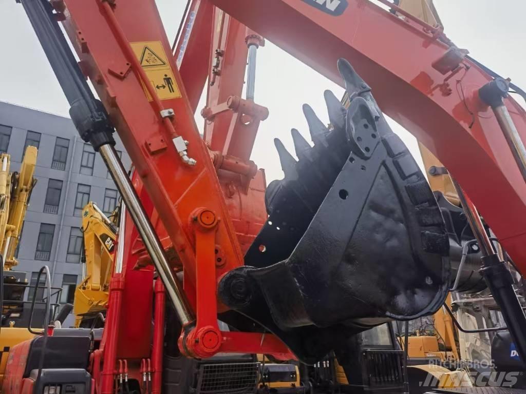 Doosan DX140LC-7 Bagri goseničarji