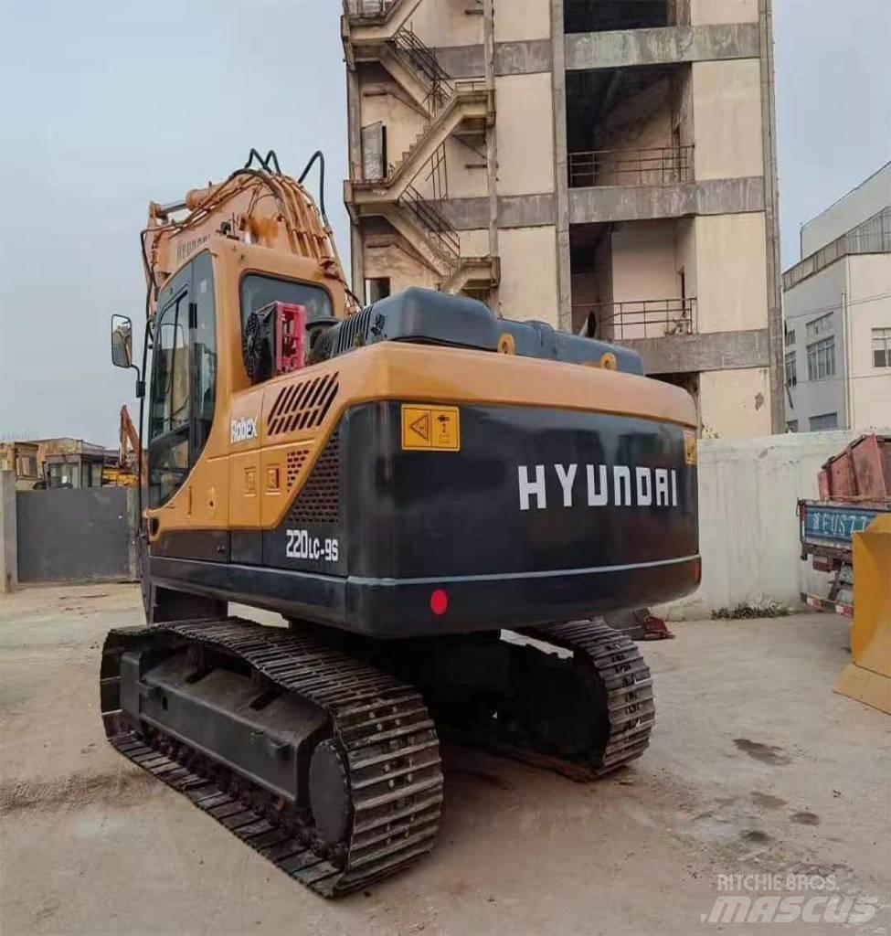 Hyundai R220LC-9S Bagri goseničarji