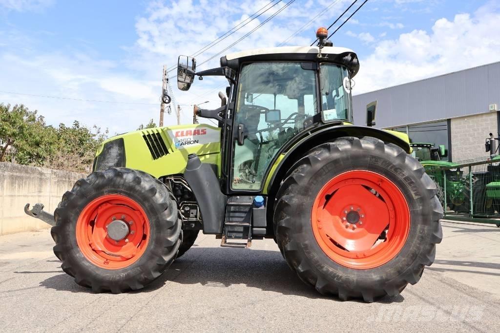 CLAAS Arion 460 Traktorji