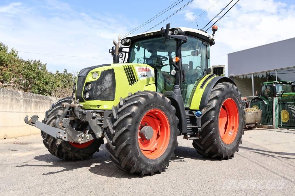 CLAAS Arion 460 Traktorji