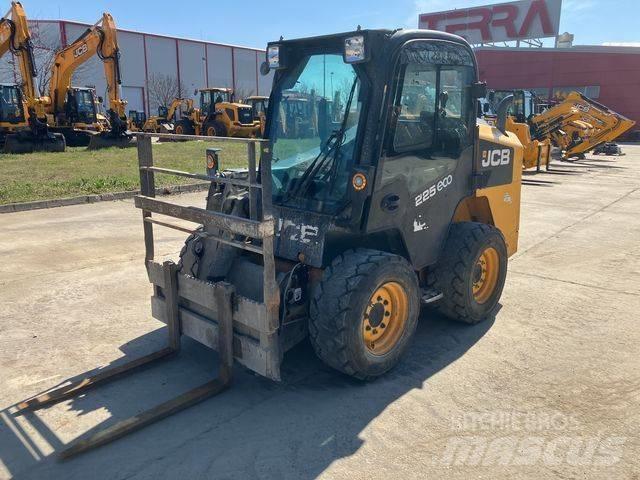 JCB 225 Skid steer mini nakladalci
