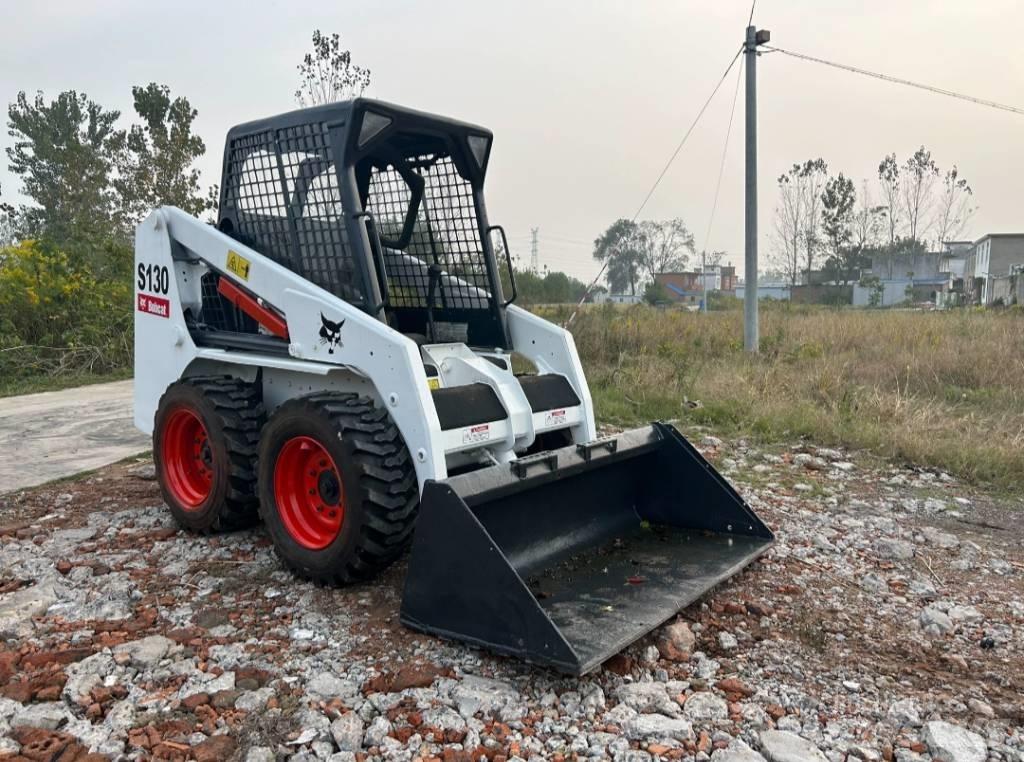 Bobcat S 130 Skid steer mini nakladalci