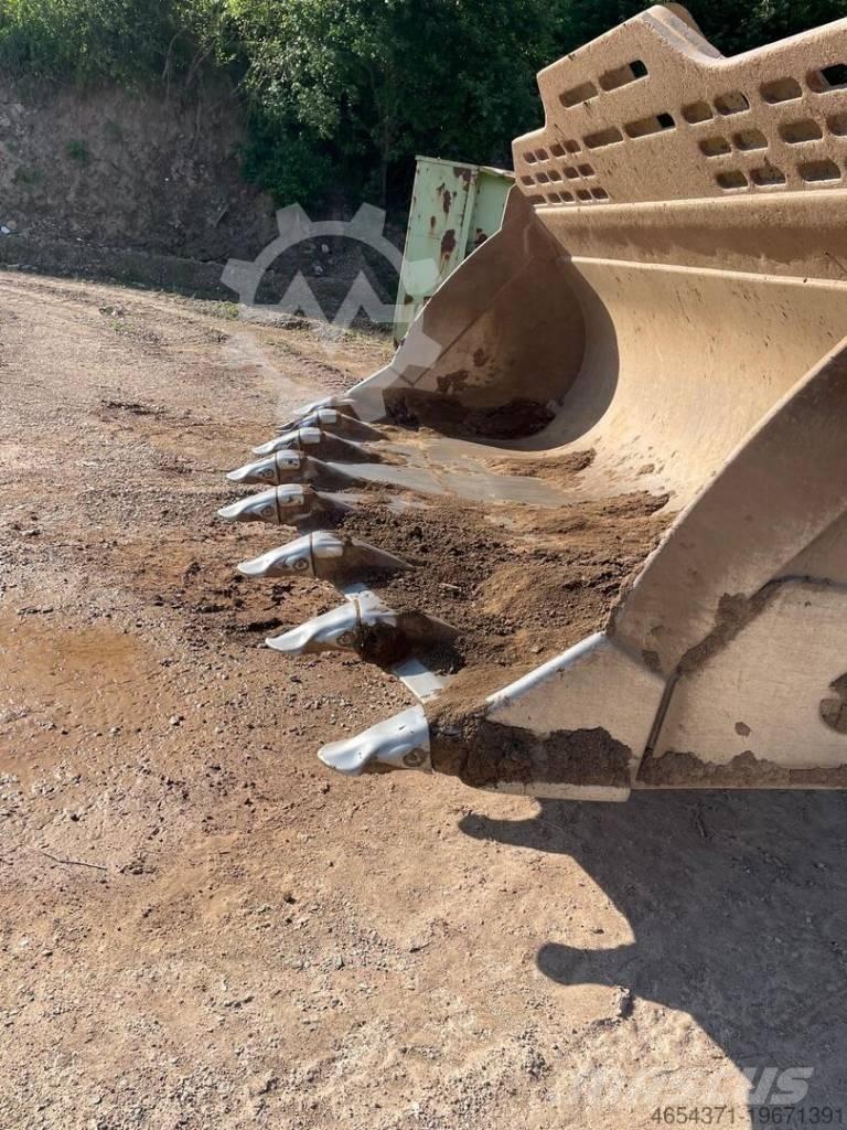 CAT 980 M Kolesni nakladalci