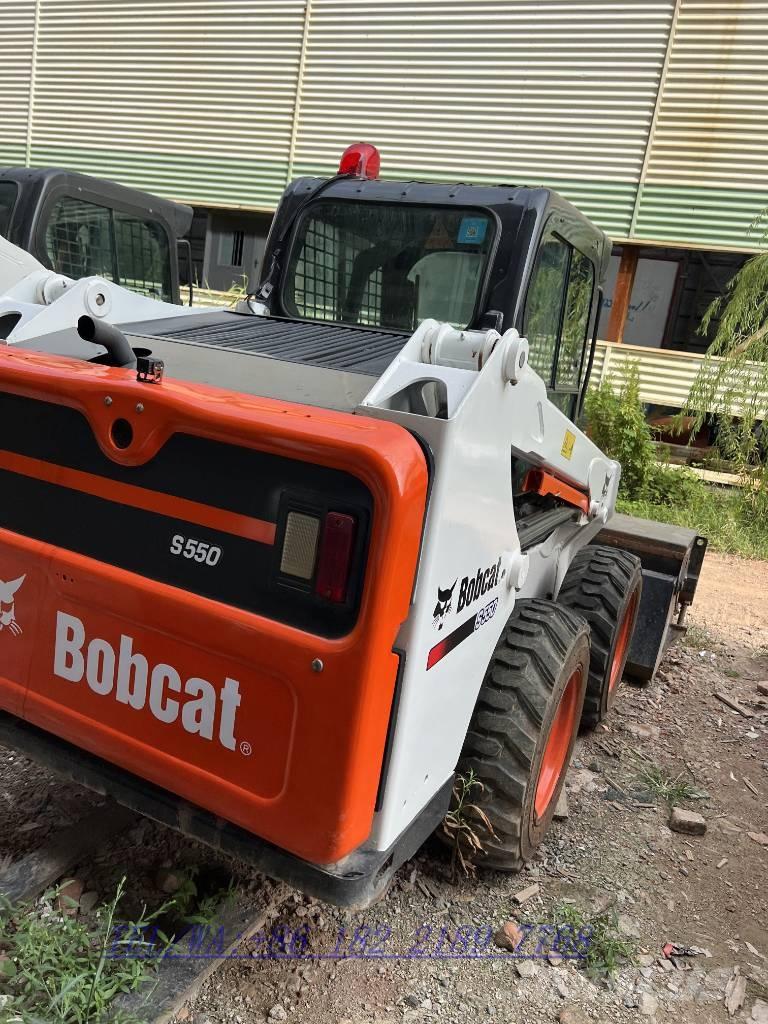 Bobcat S550 Skid steer mini nakladalci