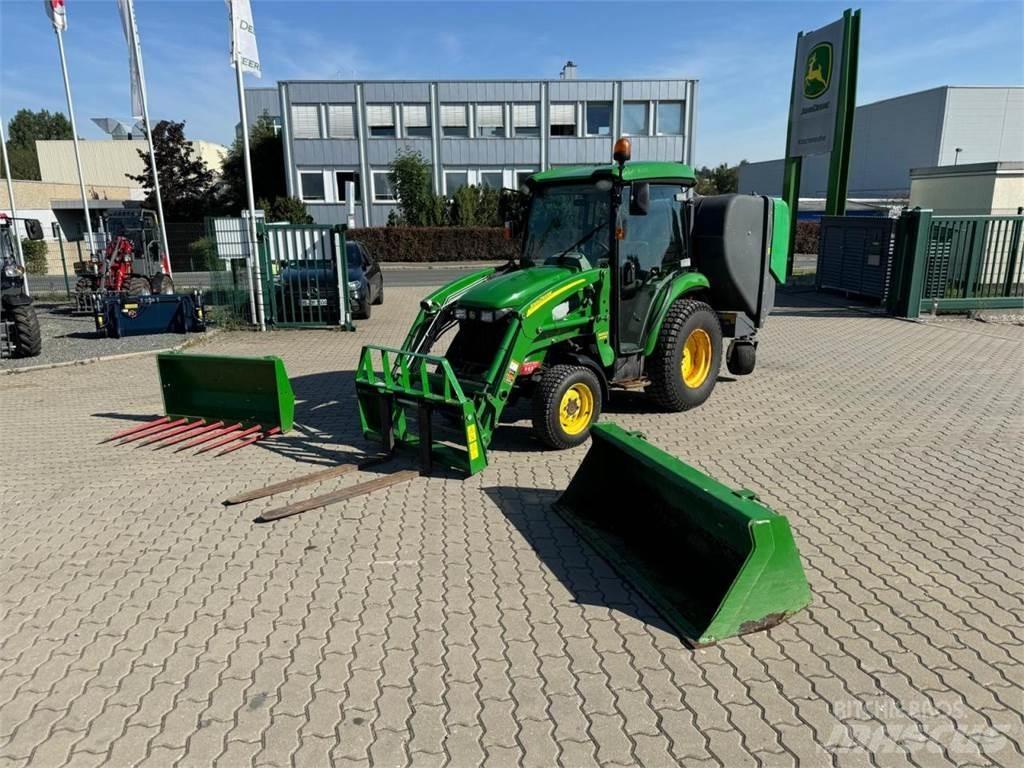John Deere 3720 Manjši traktorji
