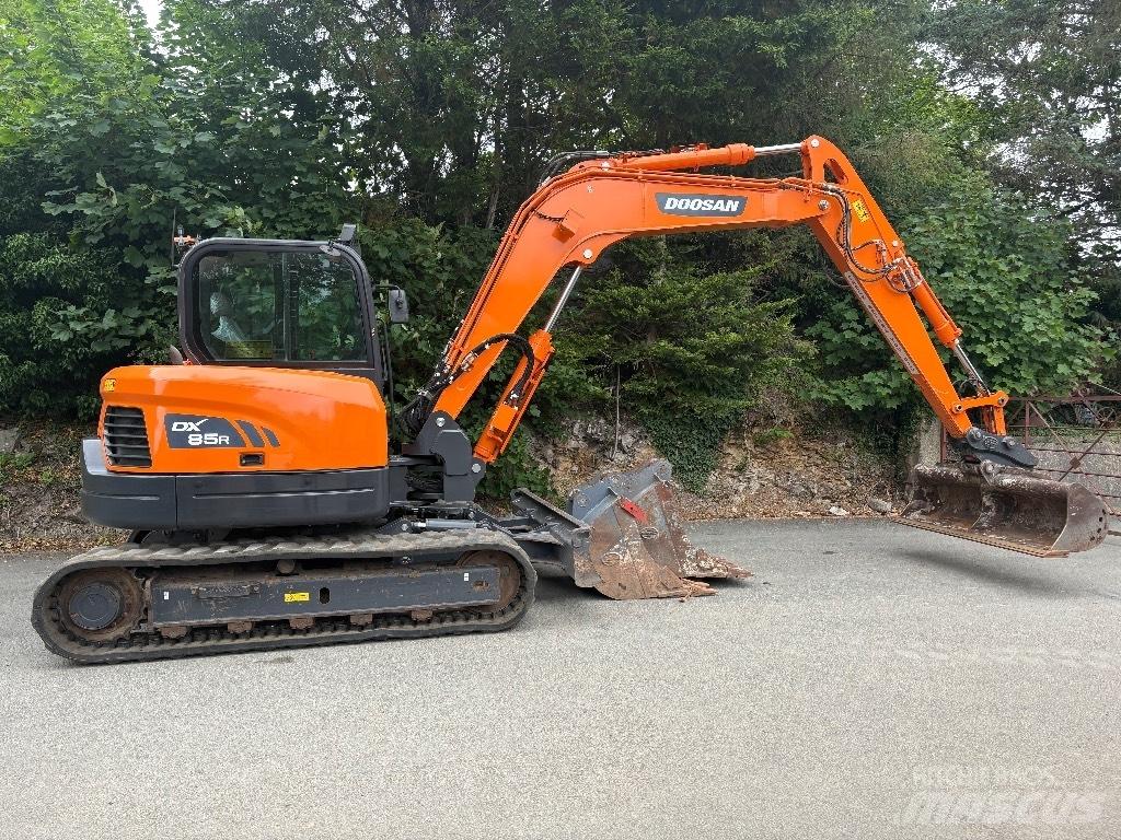 Doosan DX 85 R Midi bagri 7t – 12t