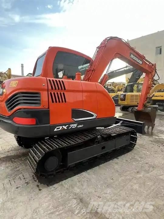 Doosan DX75-9C Midi bagri 7t – 12t