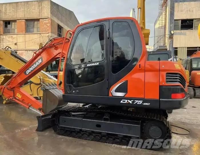 Doosan DX75-9C Midi bagri 7t – 12t