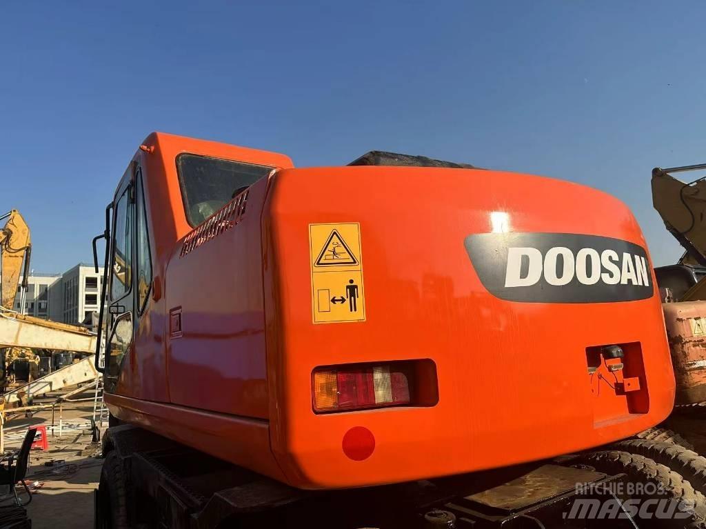 Doosan 150 W-7 Bagri na kolesih