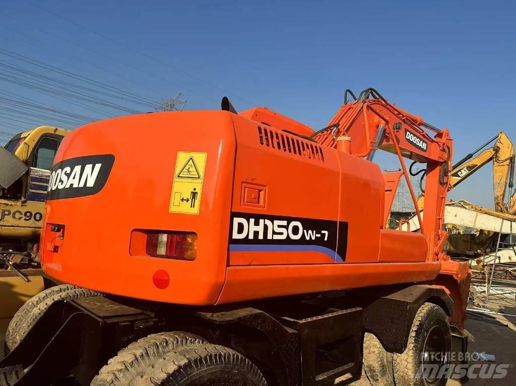 Doosan 150 W-7 Bagri na kolesih