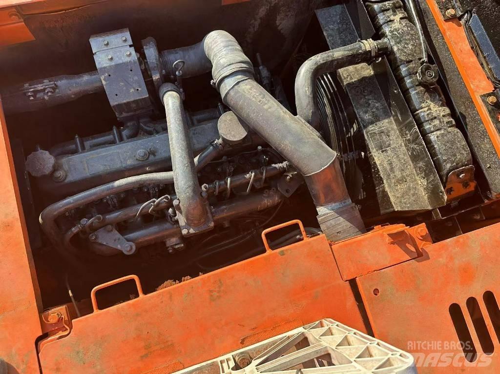 Doosan 150 W-7 Bagri na kolesih