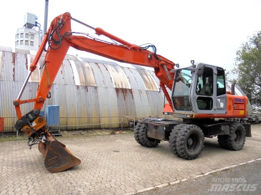 Hitachi FH 130 W-3 Bagri na kolesih