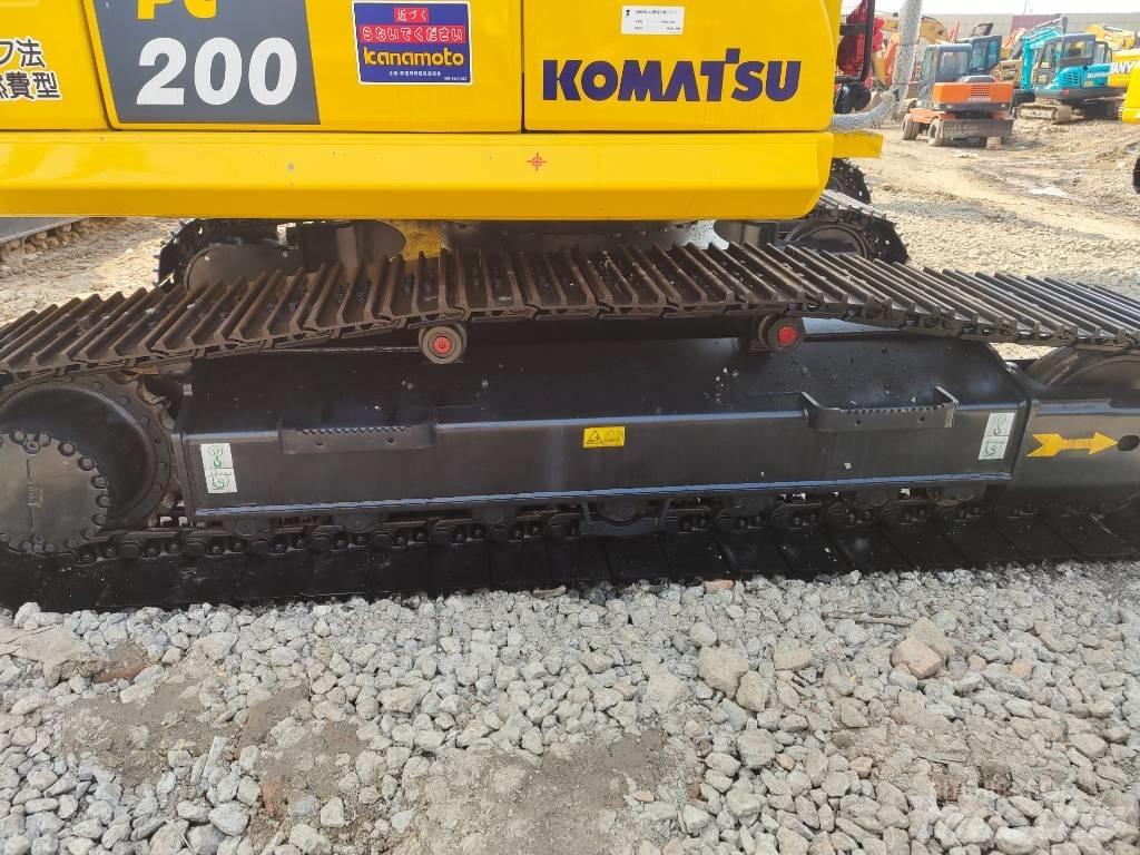 Komatsu PC 200 Bagri goseničarji