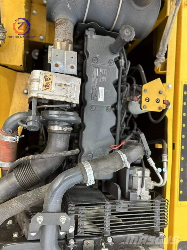 Komatsu PC 240-8 Bagri goseničarji