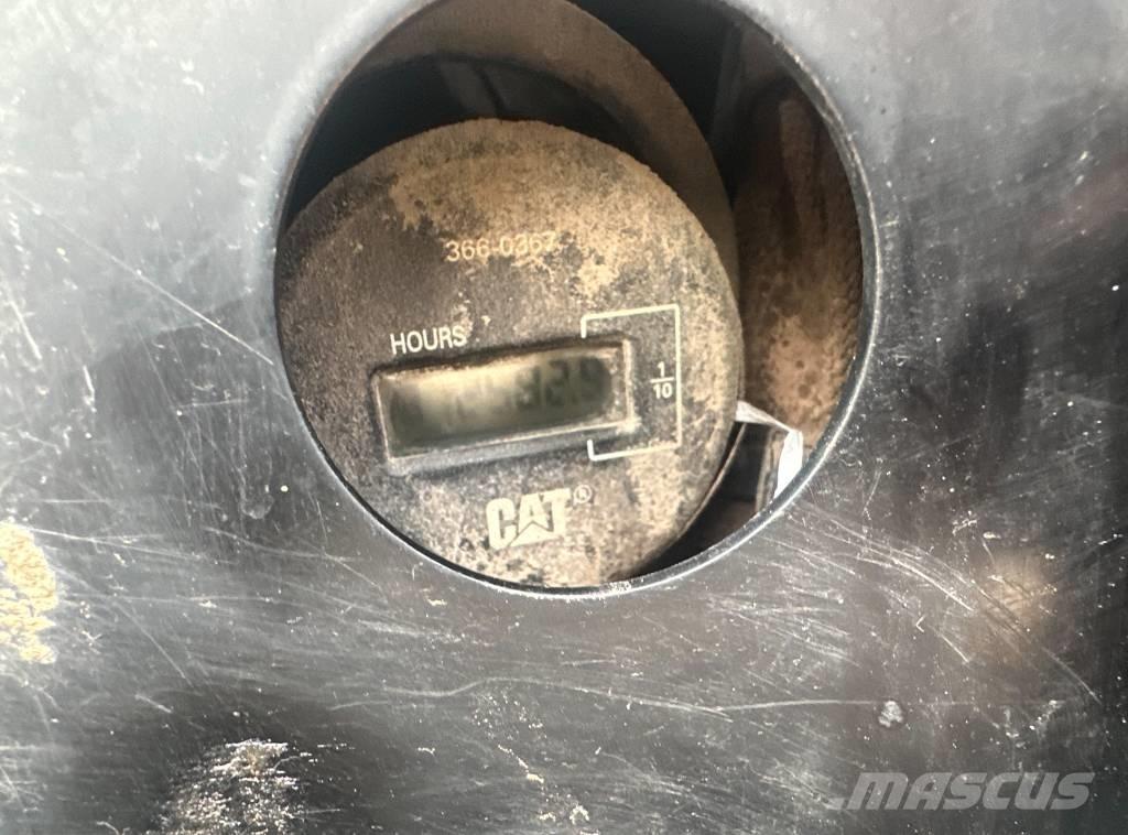 CAT 305 E2 CR Mini bagri <7t