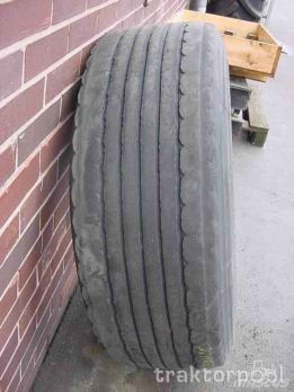  385/65 R 22,5 Gume, kolesa in platišča