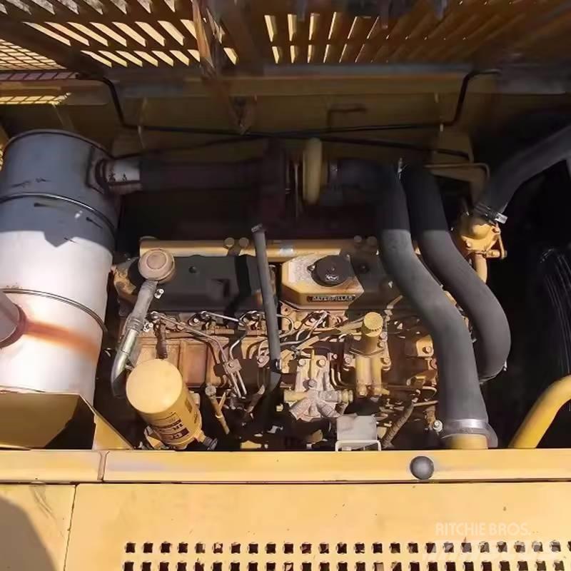 CAT 320 C Bagri goseničarji