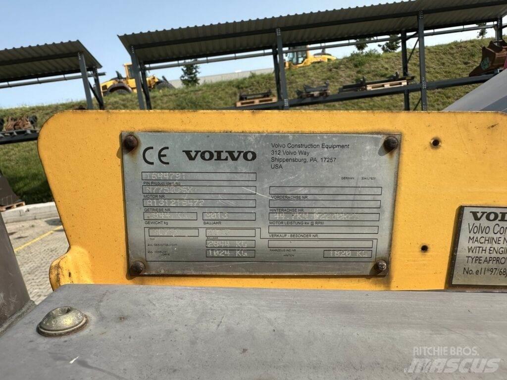 Volvo MC70C Skid steer mini nakladalci